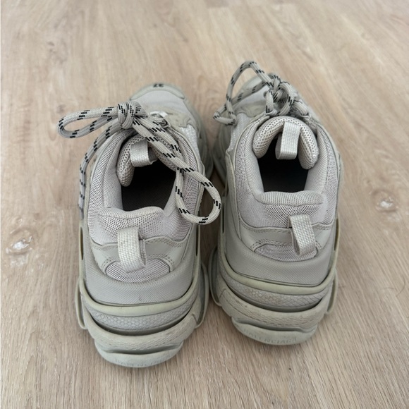 Balenciaga Triple S Sneakers – Beige – Size 7 – Authentic, Barely Worn - Picture 4 of 7